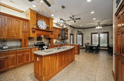 Wears Valley Cabin | 8,000 Sq Ft I Fitness Center I Cinema I Large Arcade I Games I Pinball IGorgeous