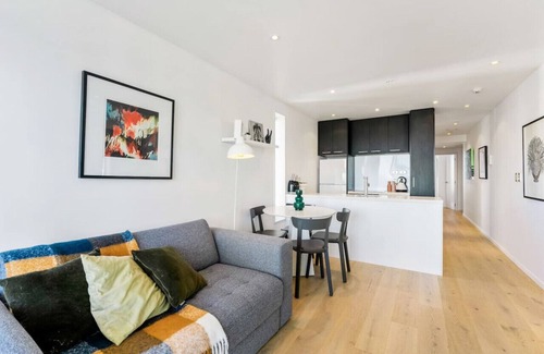 Auckland Central Business District Apartment | 8 Airedale Street, Auckland CBD, Auckland 1010, New Zealand