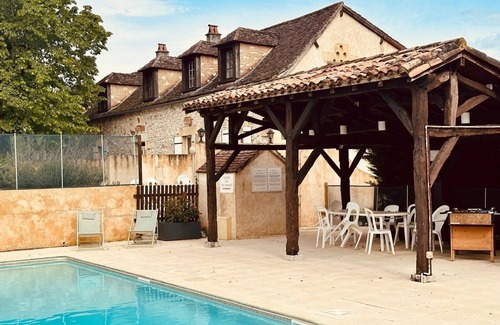 Gageac-et-Rouillac Cottage | 8-bed gite with swimming pool in the heart of Périgord near Monbazillac and Bergerac