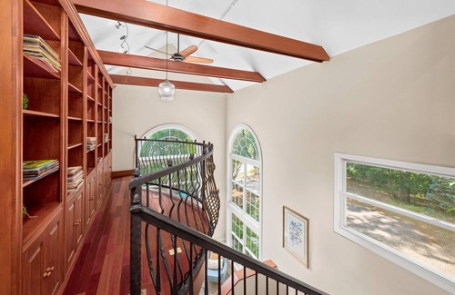 Candler House | 8 Bedroom MANSION Biltmore Lake with Hot Tub.