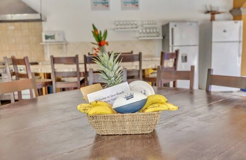 Jaco Villa | 8 Bedroom Private Party Complex BEST location- Walk to Cocal and Main St