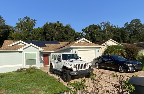 Carrollwood House | 8+Beds!10+guest!Centrally Located!Family neighborhood! Up to 4 parking spaces:)