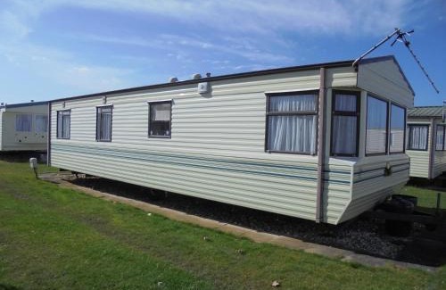 Ingoldmells Apartment | 8 Berth panel heated on Coral Beach (Willerby Westmorland)