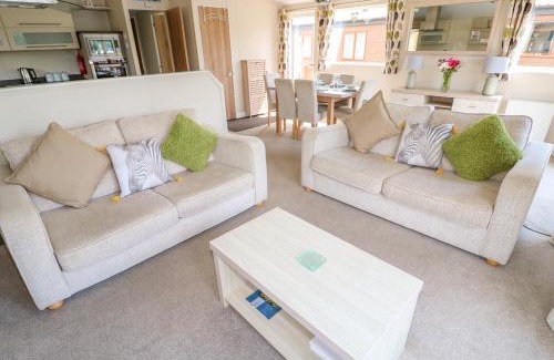 Tattershall House | 8 Castle View