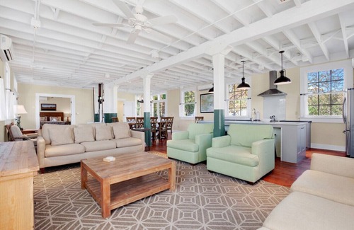 Tybee Island House | 8 Guest Historic North End Tybee Beach Home Near Lighthouse