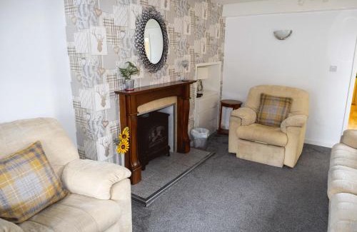 Ormskirk House | 8 Heatons Bridge Road