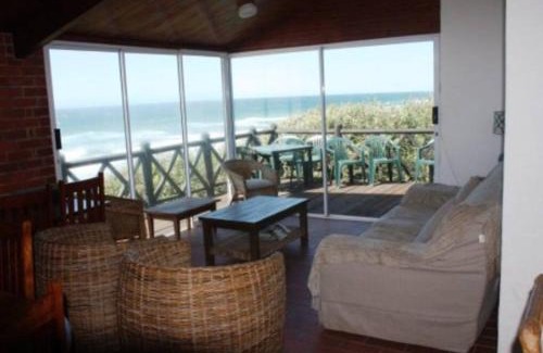 Umhlali Beach House | 8 Hewitt @ Tiffany's