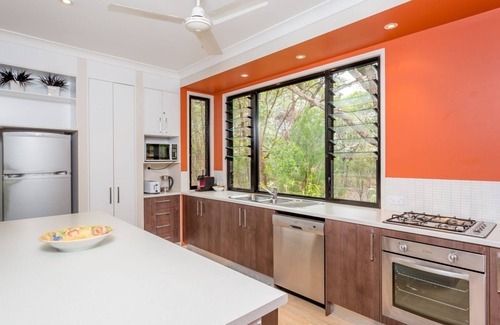 Rainbow Beach House | 8 Ibis Court - Rainbow Shores. Swimming Pool, Walk to Beach, Executive Beach House