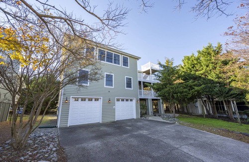 Lewes House | 8 Lighthouse Way - Beautiful home with a private elevator!