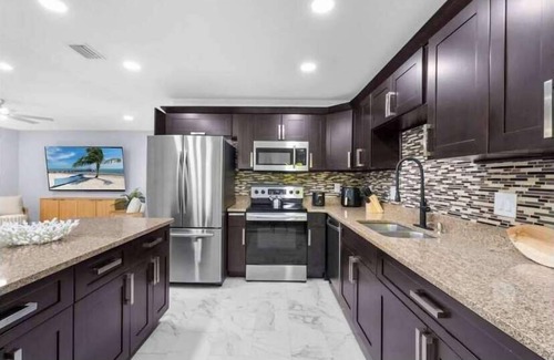 Whitney Beach House | 8 mi to AMI, Heated Pool, Game Room, Karaoke Room!