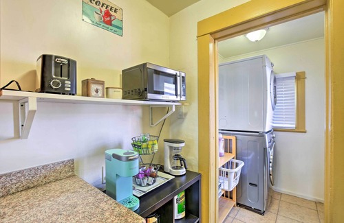 North Long Beach House | 8 Mi to Aquarium: Long Beach Bungalow w/Patio!