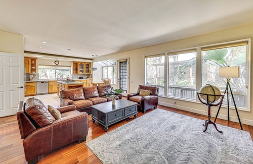 Orange House | 8 Mi to Disneyland: Spacious Home in Orange!