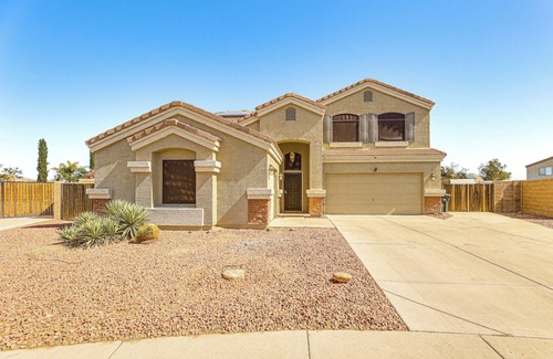 Casa Grande House | 8 Mi to Dtwn Casa Grande: Poolside Paradise!