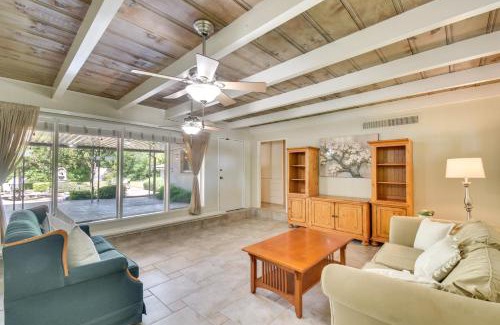 Roosevelt House | 8 Mi to Dtwn Spacious Home with Fire Pit in Fresno!