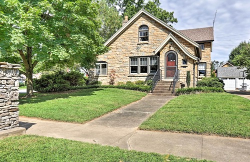 Strathmoor Village House | 8 Mi to Kentucky Derby: Charming Louisville Gem