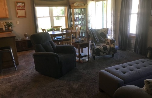 Oshkosh House | 8 miles from EAA; 45” from Lambeau Field