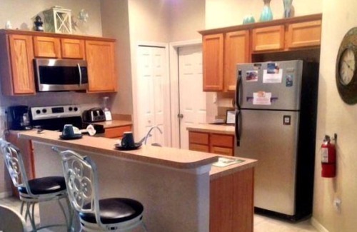 Four Corners House | 8 miles to Disney, Luxury Linens, Immaculate, Clubhouse with Advisor
