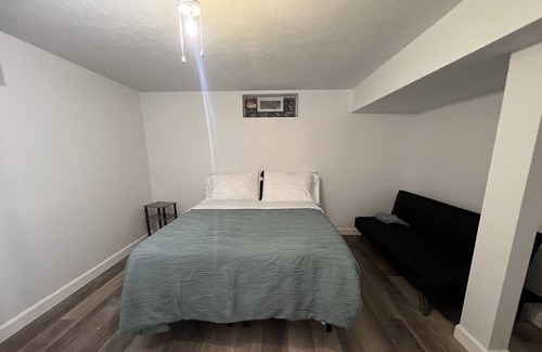 Columbus House | 8 min from CMH, and 10 minutes from Downtown
