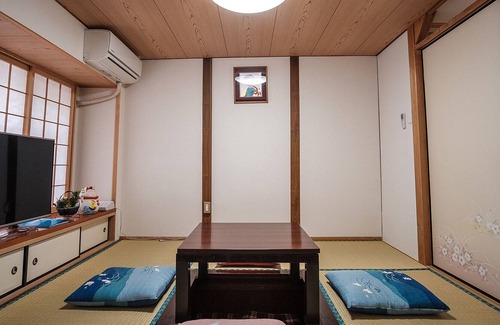 Sakyo Ward House | 8 mins to Gion, Quiet but Central in Kyoto - Botan House