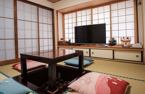 Sakyo Ward House | 8 mins to Gion, Quiet but Central in Kyoto - Botan House