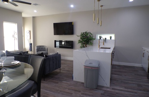 Northside House | 8 minutes to downtown Houston