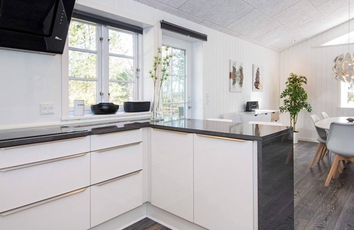 Lodbjerg Hede House | 8 person holiday home in Ringkøbing
