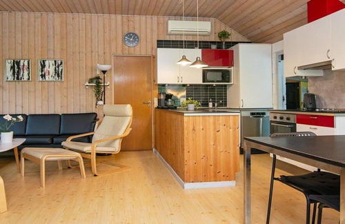 Øer Strand House | 8 person holiday home in Ebeltoft-By Traum
