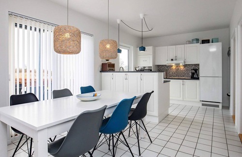 Østerskov House | 8 person holiday home in Humble