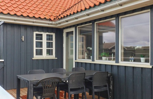 Nr. Lyngby House | 8 person holiday home in Løkken-By Traum