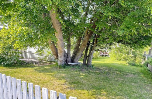 Branno House | 8 person holiday home in BRäNNö