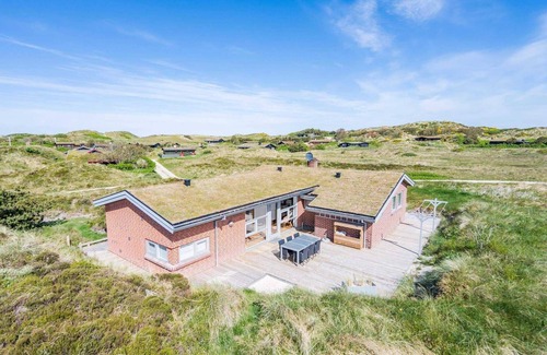 Henne Strand House | 8 person holiday home in Henne