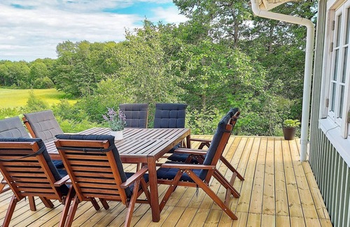 Ellos House | 8 person holiday home in ELLÖS