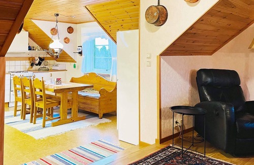 Sorbo House | 8 person holiday home in BRÅLANDA-By Traum