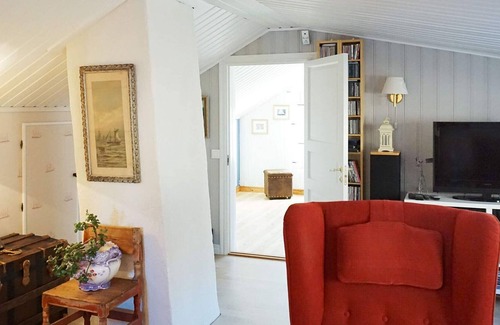 Brastad House | 8 person holiday home in Brastad
