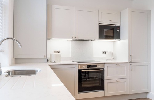 Hoylake Apartment | 8 The Quadrant Luxury Apartments Hoylake
