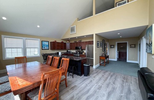 North Conway House | 80-1 Locust Lane | Pool, Hot Tub, Views, Game Room