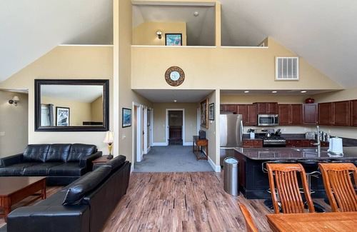 North Conway House | 80-2 Locust Lane | Pool, Hot Tub, Views, Game Room