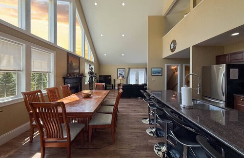 North Conway House | 80-2 Locust Lane | Pool, Hot Tub, Views, Game Room