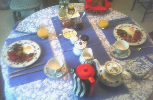 Petersfield Bed & Breakfast | 80 Rushes Road, Petersfield GU32 3BP