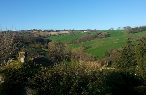 Scapezzano Apartment | 80 sqm open space-style flat in a green setting