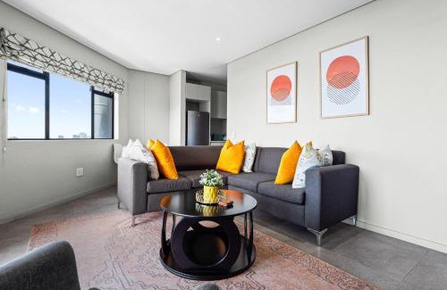 Windermere Apartment | 806 2SIX2 Florida Road by Host Agents