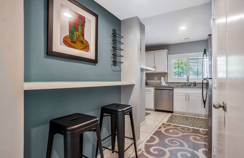 Harbour Town Condo | 807 Clipper Court/2BR/2.5BA/THSE/Sofa Bed/Smart TV's/WIFI/Pool/Grill
