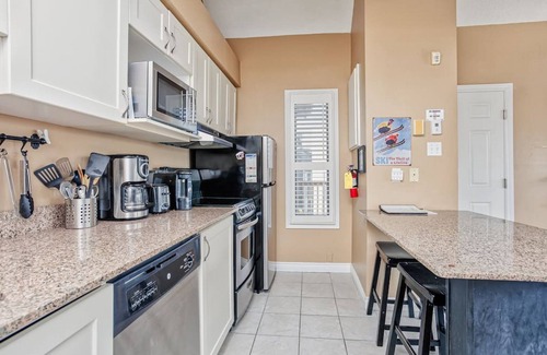 Craigleith Apartment | 809 North Creek at North Base with Hot Tub