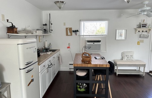 Lewes Apartment | 829 Savannah - Beach Retreat in Historic Lewes available for 3 Night Minimum