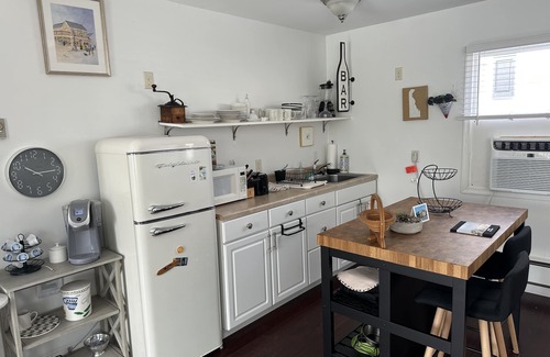 Lewes Apartment | 829 Savannah - Beach Retreat in Historic Lewes available for 3 Night Minimum