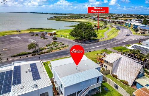 Goolwa South House | 83 Barrage Rd - A Riverside Stunner!