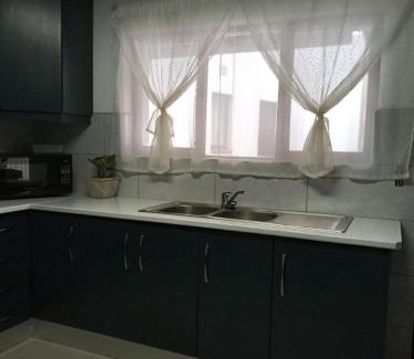 Pumula House | 83 Ocean View
