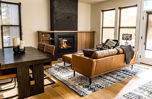 Bozeman House | 83A Bridger Bowl Luxury Condo