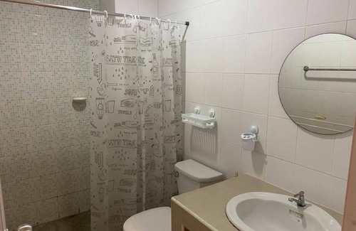 Kathu Apartment | 84 Bar ve Konuk Evimiz