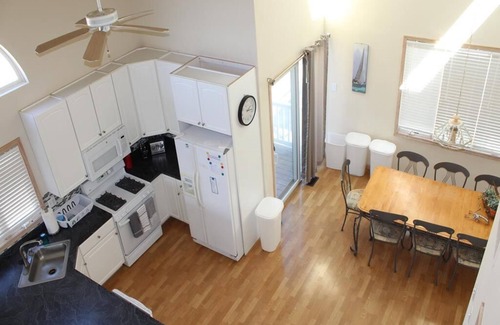 Townsend's Inlet Condo | 8403 Sounds Ave, Unit:North